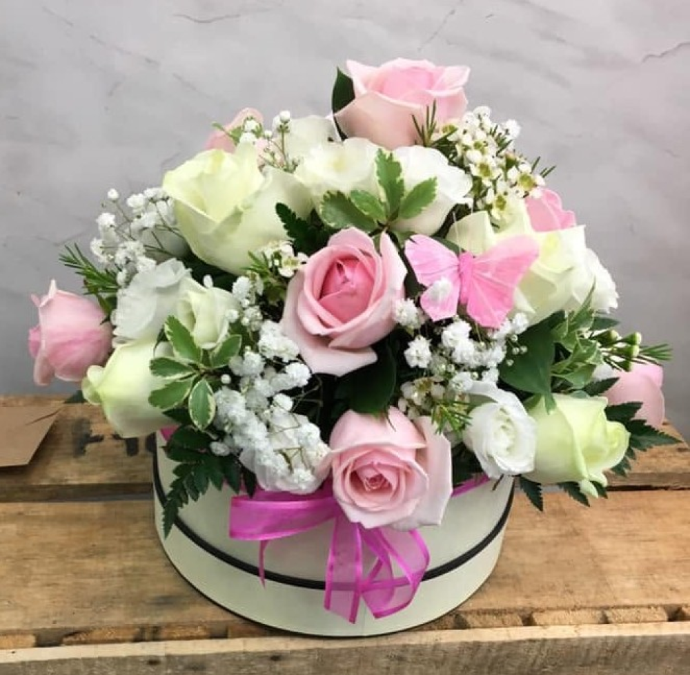 Pink Delight Hat Box Product Image
